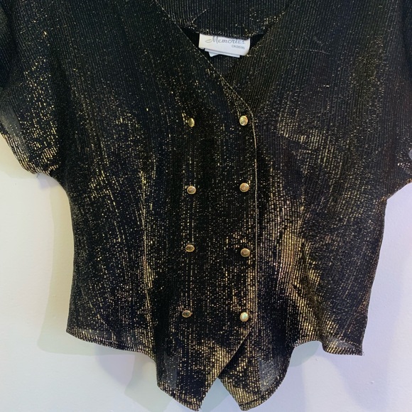 Vintage shimmery black and gold top ✨ - Picture 2 of 6
